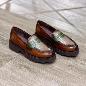Neo Diana Cuero Loafer