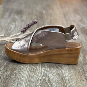 Bueno Isla Mouton Metallic