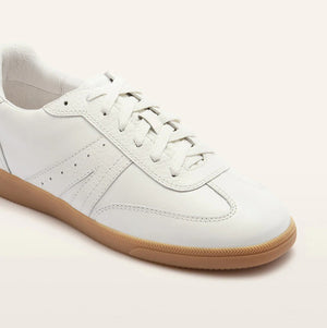 Frankie4 Levi SoftWht Emboss