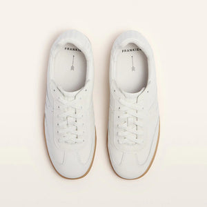 Frankie4 Levi SoftWht Emboss