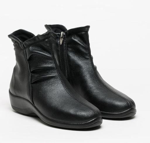 Arcopedico Paluma Boot Black