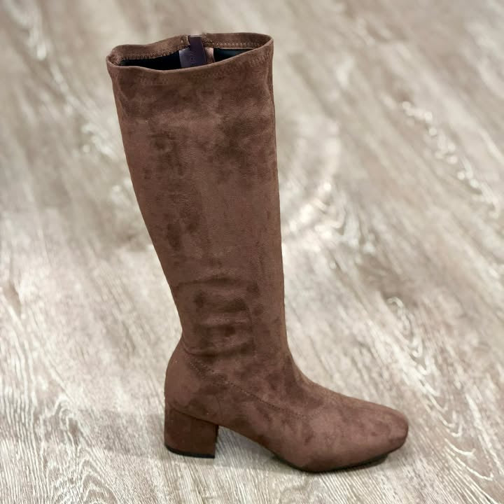 Wilde Saspen Choc Suede